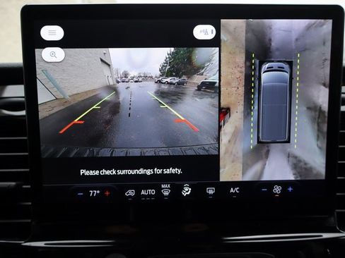 Used 2023 Ford Transit 350 XLT image 9