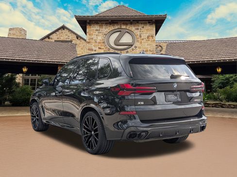 Used 2024 BMW X5 M60i w/ Climate Comfort Package AWD/4WD image 3