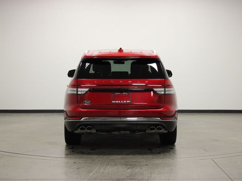 Used 2025 Lincoln Aviator Reserve w/ Illumination Package image 7