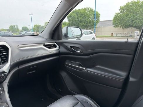 Used 2019 GMC Acadia SLT AWD/4WD image 22
