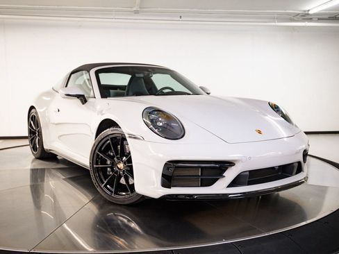 Used 2024 Porsche 911 Targa 4S AWD/4WD image 9