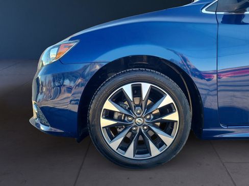 Used 2018 Nissan Sentra SR image 9