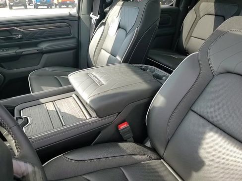 New 2025 RAM 1500 Limited image 21