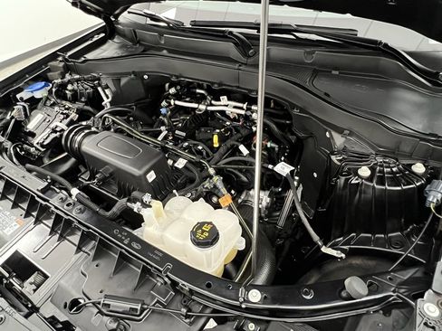 Used 2024 Ford Explorer XLT w/ Equipment Group 202A image 71