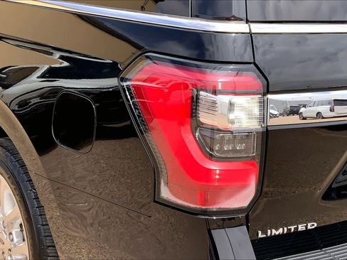 Used 2018 Ford Expedition Max Limited w/ Equipment Group 302A image 29