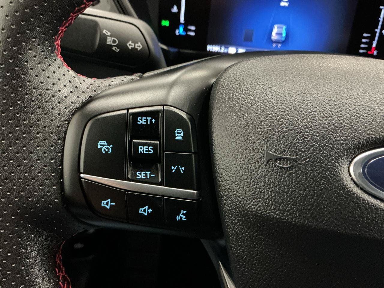 Used 2024 Ford Escape ST-Line w/ Tech Pack #1 AWD/4WD image 22