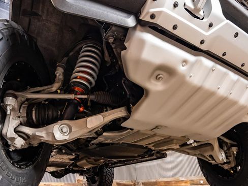 Used 2024 Ford Bronco Raptor AWD/4WD image 9