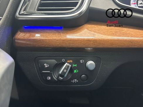 Used 2021 Audi Q5 Prestige w/ Prestige Package AWD/4WD image 25