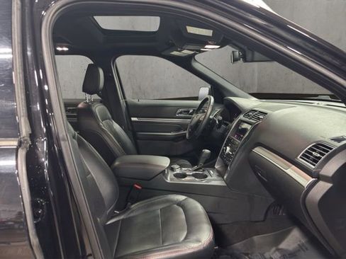 Used 2019 Ford Explorer Sport AWD/4WD image 19