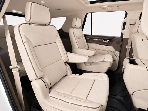 Used 2024 GMC Yukon Denali AWD/4WD image 28