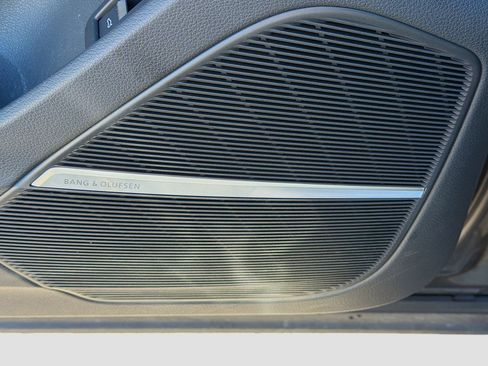 Used 2025 Audi Q7 3.0T Prestige image 25