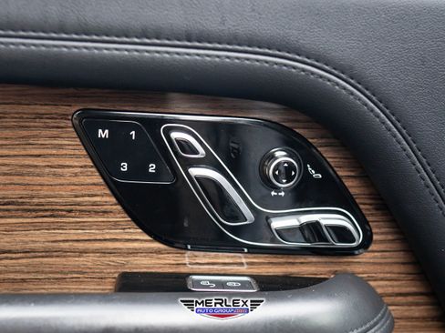 Used 2018 Land Rover Range Rover Long Wheelbase Supercharged image 37