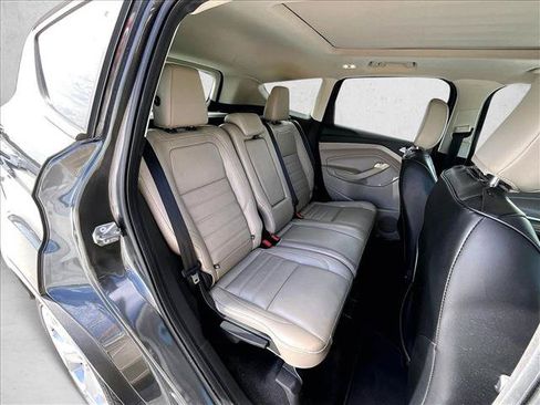 Used 2019 Ford Escape Titanium FWD image 29