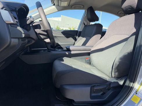 Used 2025 Toyota Camry LE FWD image 27