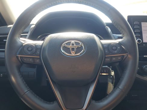 Used 2024 Toyota Camry SE image 21