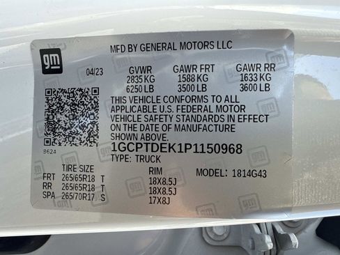 Used 2023 Chevrolet Colorado Z71 image 32