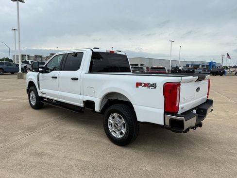 Used 2025 Ford F250 XLT w/ FX4 Off-Road Package AWD/4WD image 7