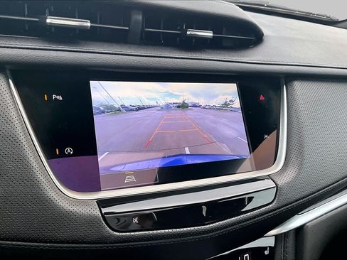 Used 2024 Cadillac XT6 Luxury FWD image 23