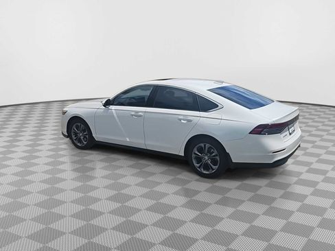 Certified 2023 Honda Accord EX image 6