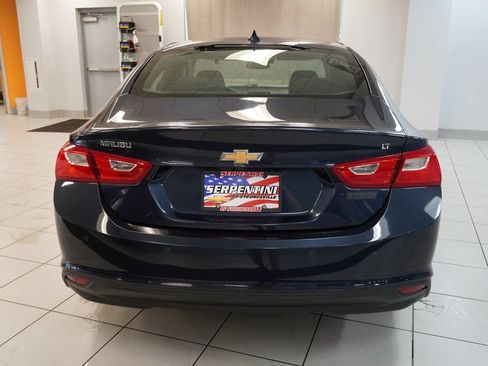 Used 2016 Chevrolet Malibu LT w/ Driver Confidence Package FWD image 8