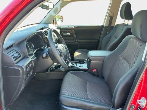 Used 2024 Toyota 4Runner TRD Off-Road AWD/4WD image 11