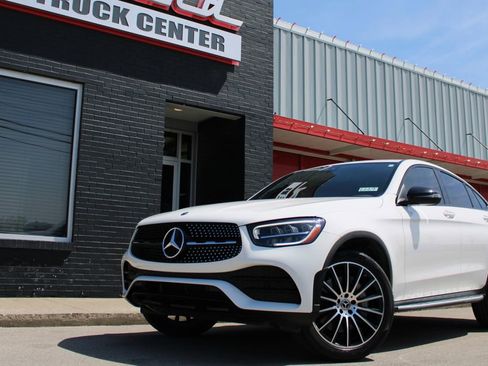 Used 2020 Mercedes-Benz GLC 300 4MATIC Coupe image 17