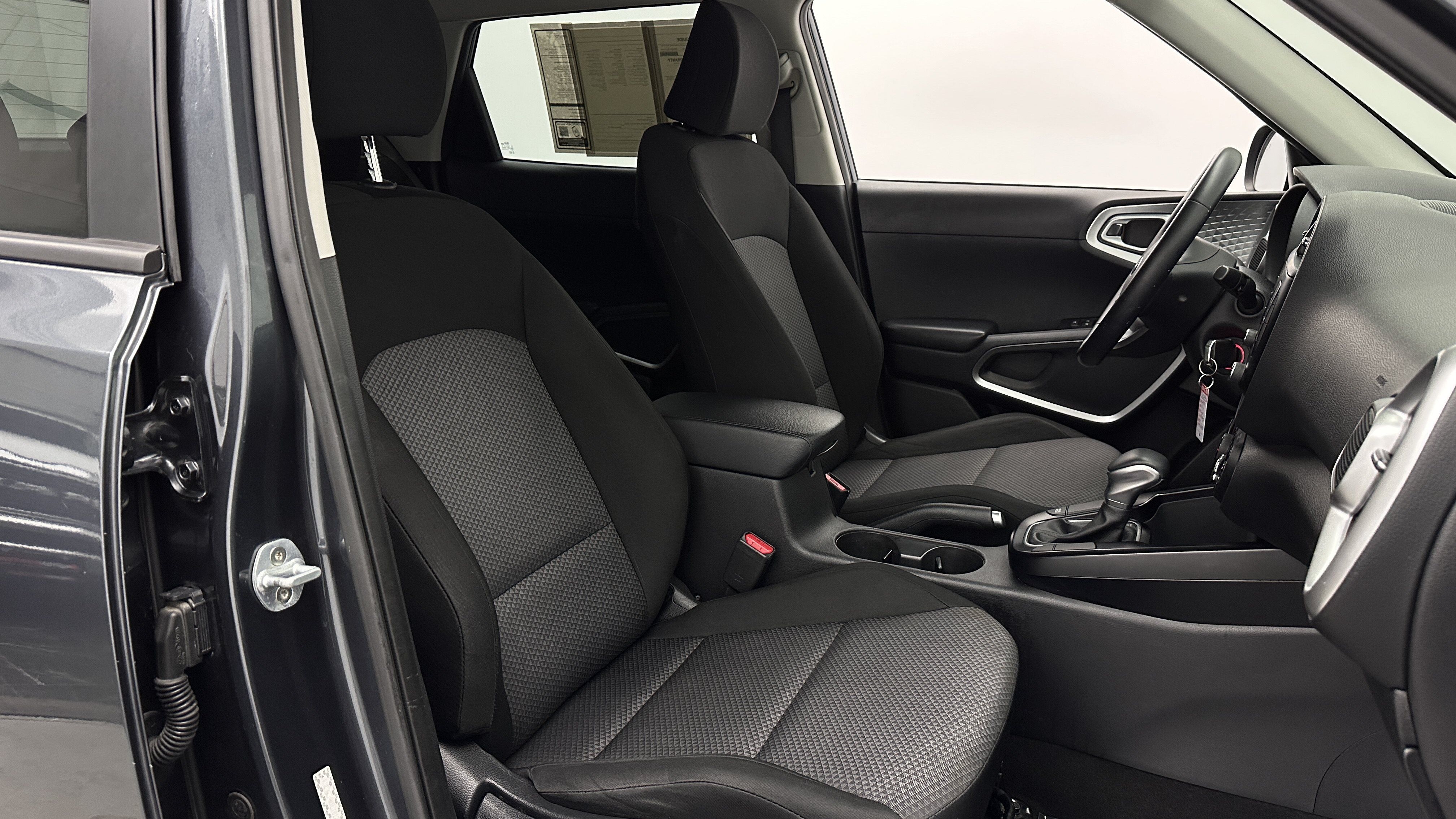 Used 2020 Kia Soul X-Line FWD image 33