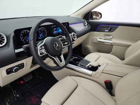 Used 2023 Mercedes-Benz GLA 250 image 12