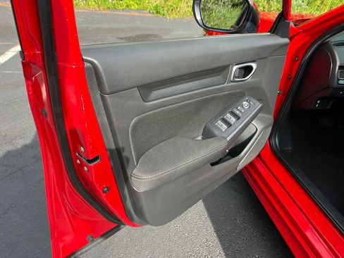 Used 2024 Honda Civic LX image 11