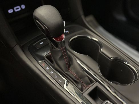 Used 2023 Chevrolet Equinox RS image 28