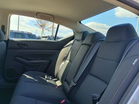 Used 2023 Nissan Altima 2.5 SV image 16