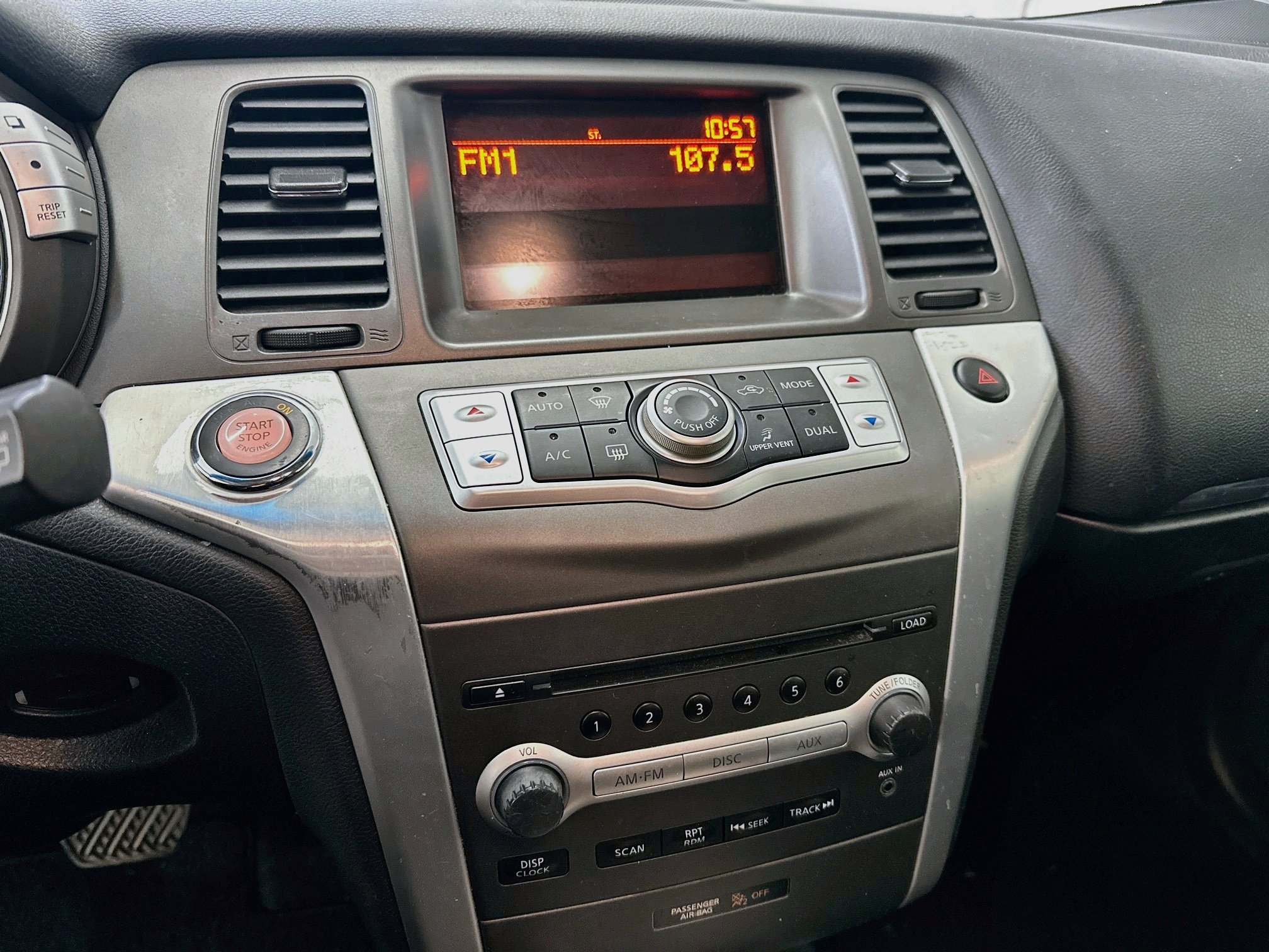 Used 2014 Nissan Murano S FWD image 24
