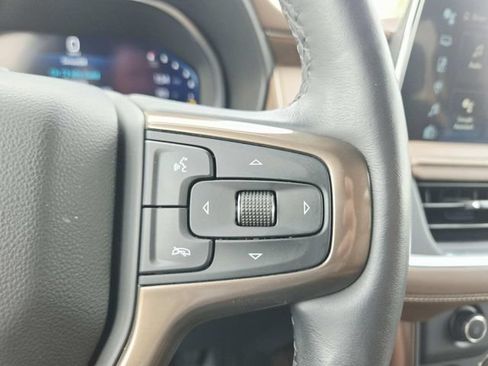 Used 2024 Chevrolet Suburban High Country w/ Advanced Technology Package AWD/4WD image 23