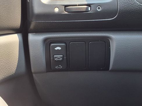 Used 2003 Honda Accord EX image 8