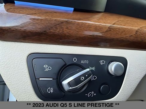 Used 2023 Audi Q5 2.0T Prestige w/ Prestige Package image 23