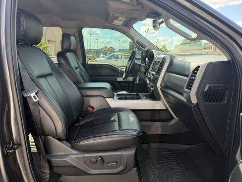Used 2020 Ford F250 Lariat w/ Lariat Value Package AWD/4WD image 7