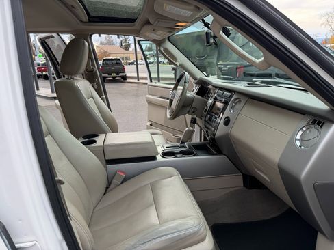 Used 2013 Ford Expedition Limited image 18