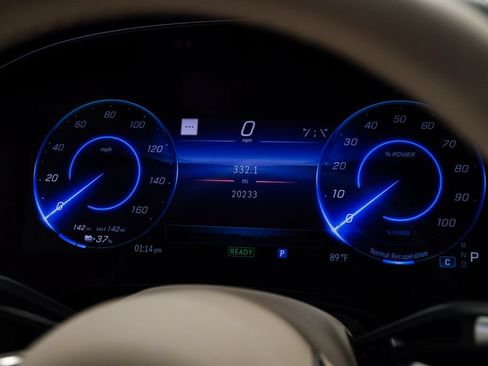 Used 2023 Mercedes-Benz EQS 580 4MATIC Sedan image 16