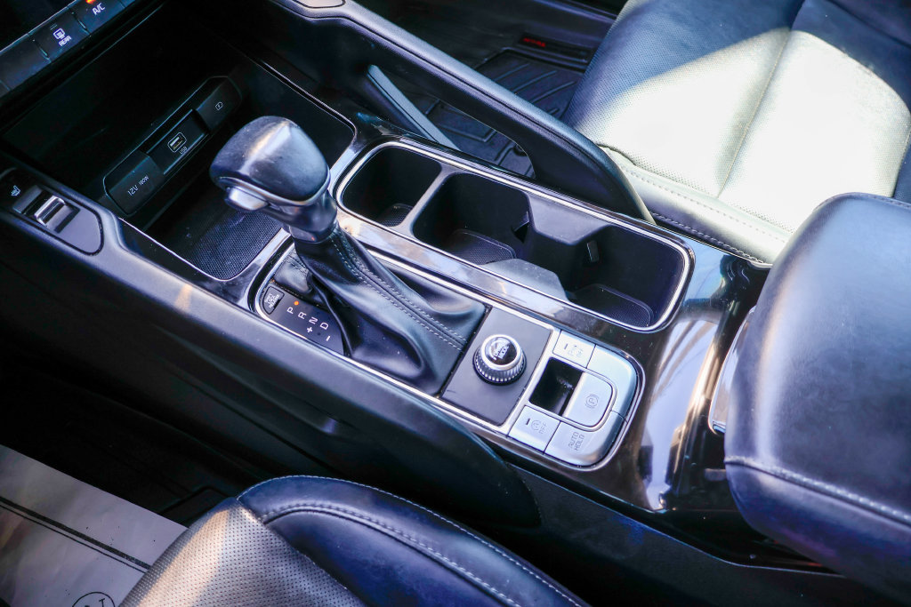 Used 2020 Kia Telluride S FWD image 18