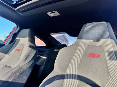 Used 2018 Honda Civic Si image 31