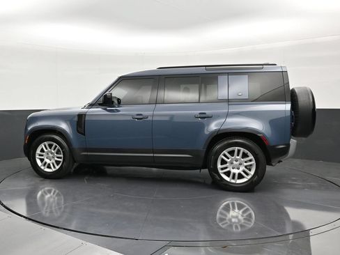 Used 2024 Land Rover Defender 110 S AWD/4WD image 2
