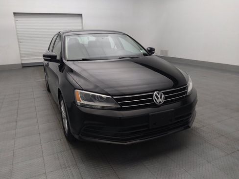Used 2016 Volkswagen Jetta SE FWD image 13