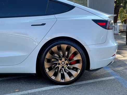 Used 2022 Tesla Model 3 Performance AWD/4WD image 22