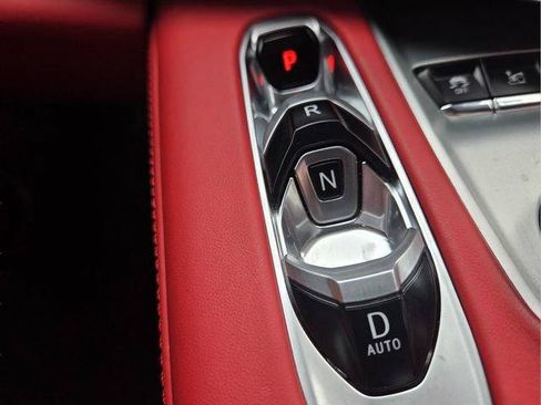Used 2024 Chevrolet Corvette Z06 RWD image 20