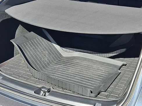 Used 2023 Tesla Model Y Performance image 21