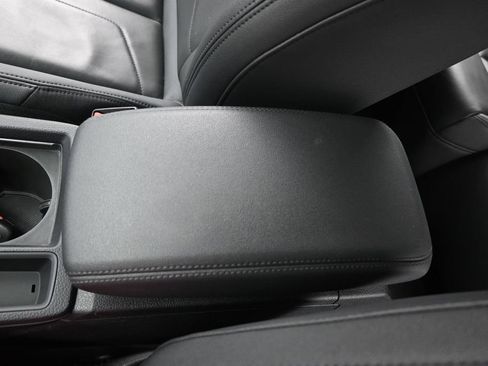 Used 2024 Audi Q3 2.0T Premium AWD/4WD image 38