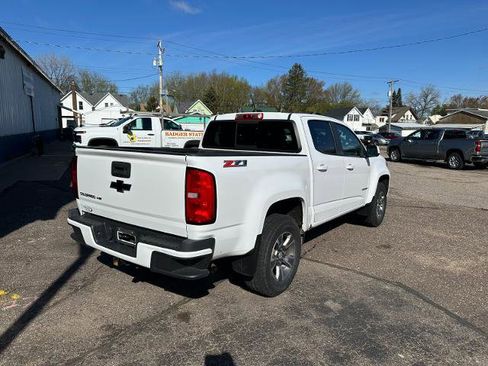 Used 2017 Chevrolet Colorado Z71 AWD/4WD image 4
