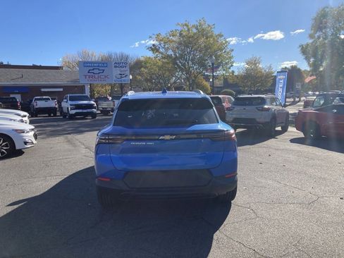 New 2026 Chevrolet Equinox EV LT image 6