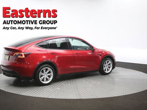 Used 2021 Tesla Model Y Long Range AWD/4WD image 39