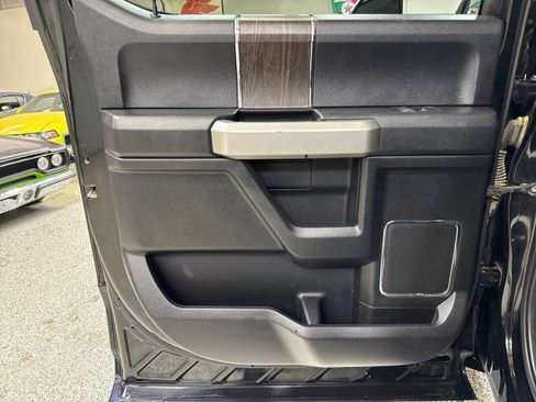 Used 2021 Ford F350 Lariat w/ Lariat Ultimate Package image 41